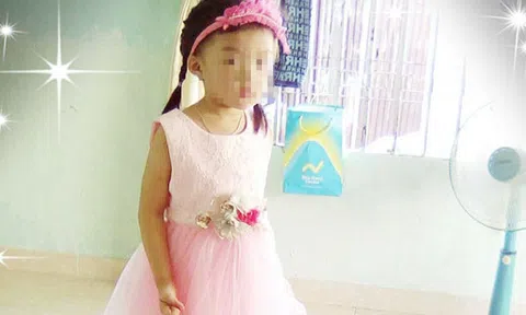 Mẹ bé gái 4 tuổi tử vong sau khi vào toilet trường mầm non: “Tôi mong con không chết 